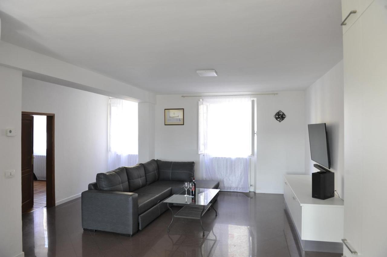 Casa Marconi Apartment ตัวโร ซุล ตราซิเมโน ภายนอก รูปภาพ